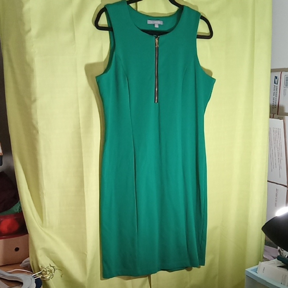 Green Sleeveless Dress with Zipper